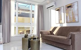 Central Metropolis Luxury Living